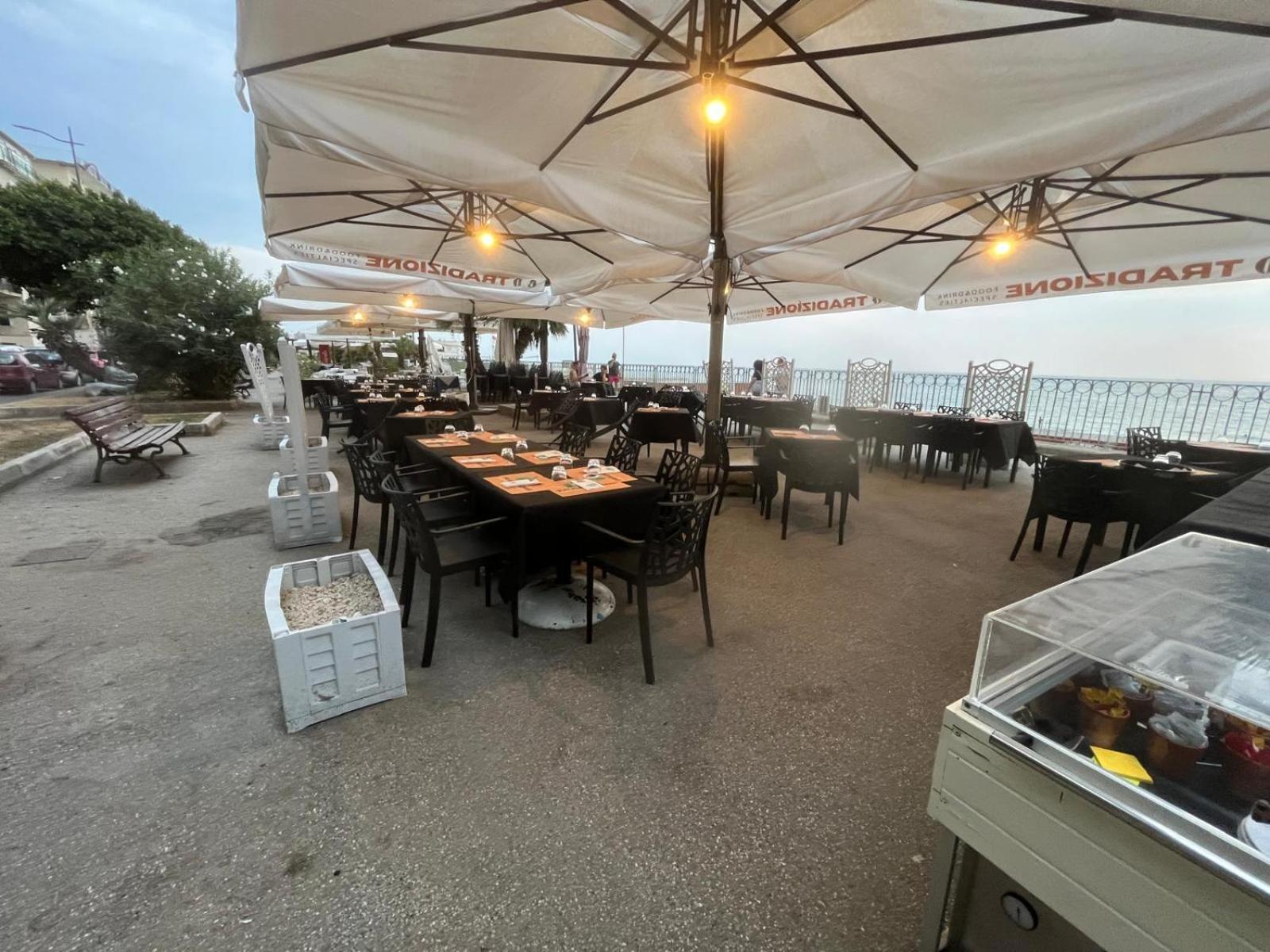 Appartamento La Casa Di Rebecca Salerno Esterno foto